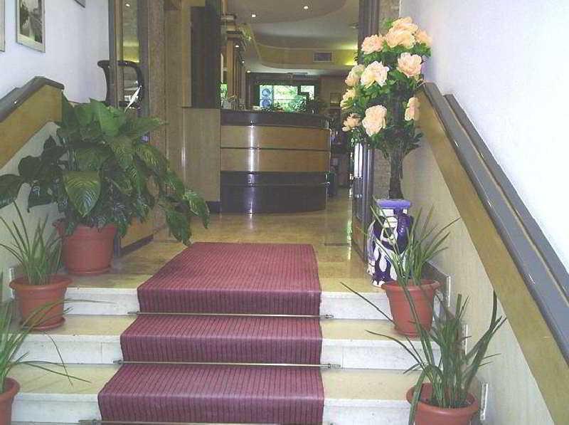 Hotel Adler Milán Exterior foto